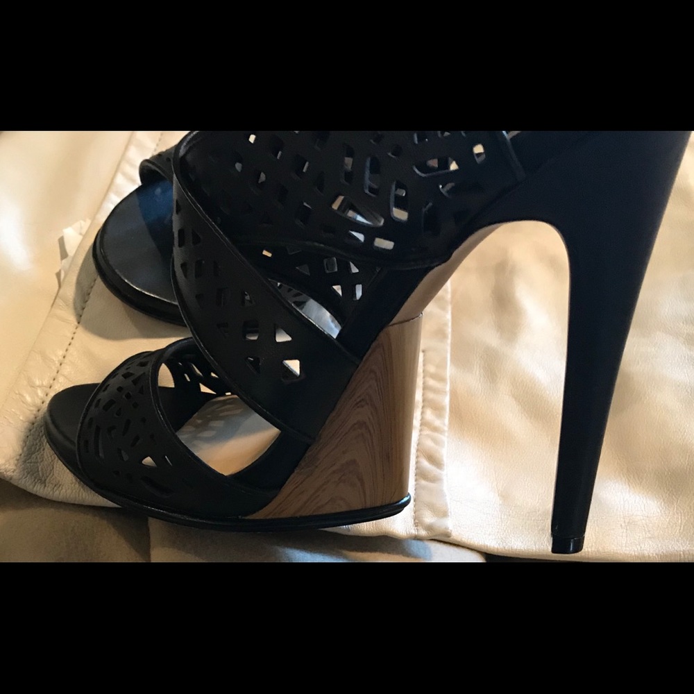 Dolce Vita Heels (Near Mint Condition) - Picture 4 of 7